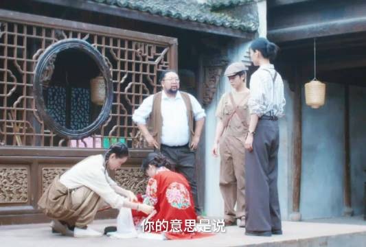 双女探案，强强联手…