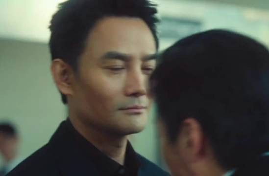 老朱终于见到了心心念念的马憩，激动的他是又牵手又拥抱 ||交锋