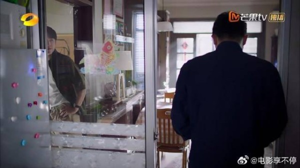 谭松韵 | 宋威龙 | 张新成 子秋偷偷回家以为瞒的很好，殊不知李爸早知道了