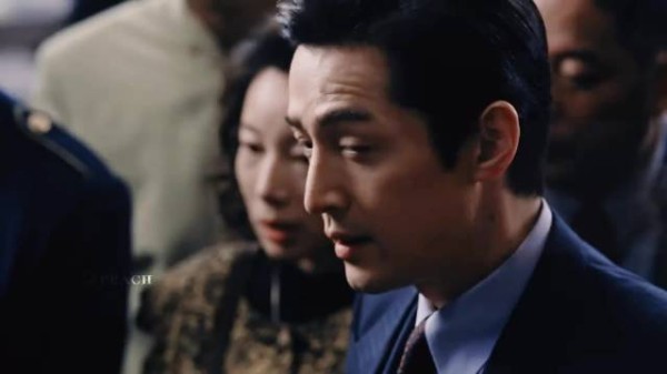 繁花中汪小姐真心爱宝总,拥抱诠释绝佳