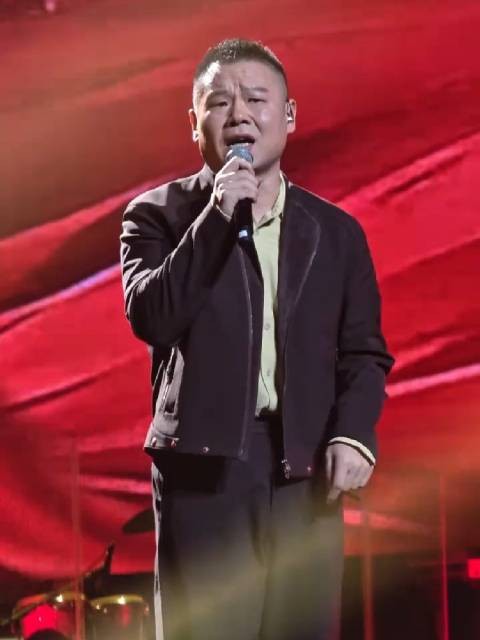 岳云鹏他人演唱会人气高,歌声获赞