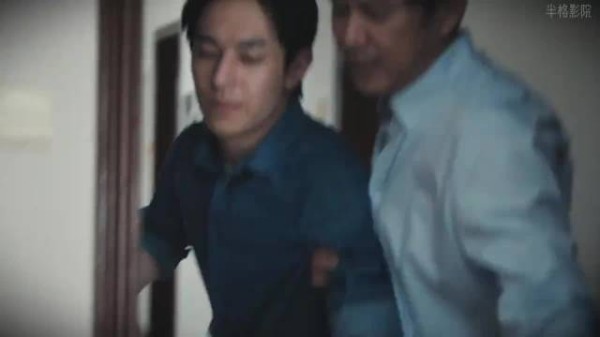 市长震惊的发现 儿子竟搞大了女间谍的肚子