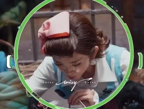 张真源第一时间肯定唐艺昕，自嘲互动安抚拉满好感
