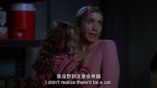不应该让他们一家人住进家里的!