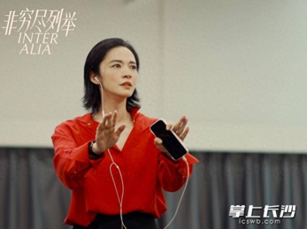 姚晨演法官母亲,三万字台词130分钟无中场有多难?