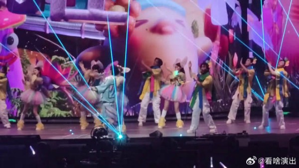 热爱藏在每一次随口哼唱里,自然又鲜活