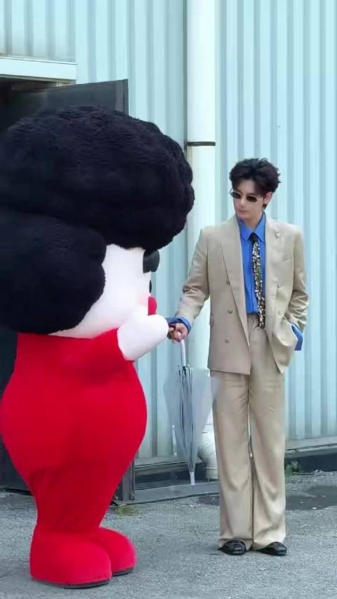 胡先煦重回喜人舞台,轻松自在如回家