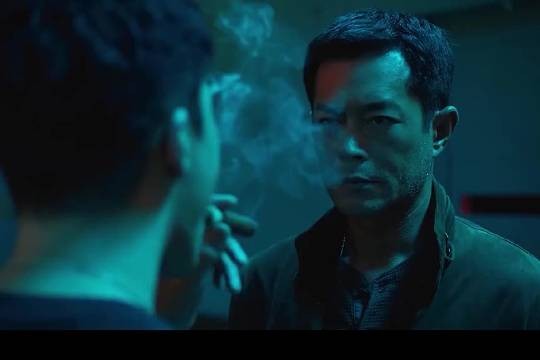 来看看悍匪是怎么教育富二代的,每一巴掌都恰到好处 我的观影报告