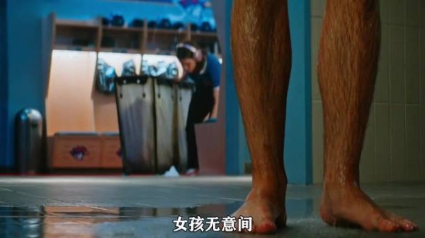 女孩偶遇冰球校草签假恋协议，易拉罐温柔治愈创伤