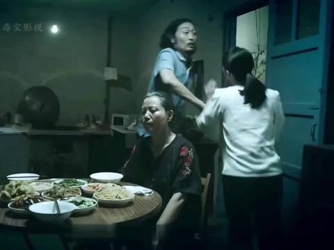自己不也是女的，这不就是给儿子做主了，为什么不允许儿媳妇做儿子的主