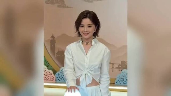 蔡卓妍否认怀孕，自曝已经冻卵但想尝试自然怀孕
