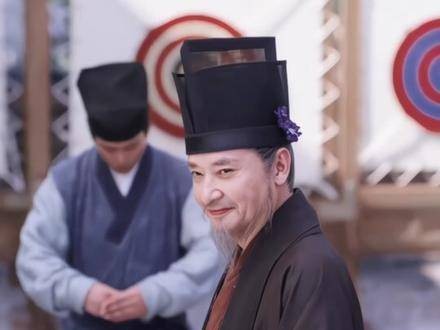 早前就提醒过：别挑颜值过高的老爷子来演祖父角色