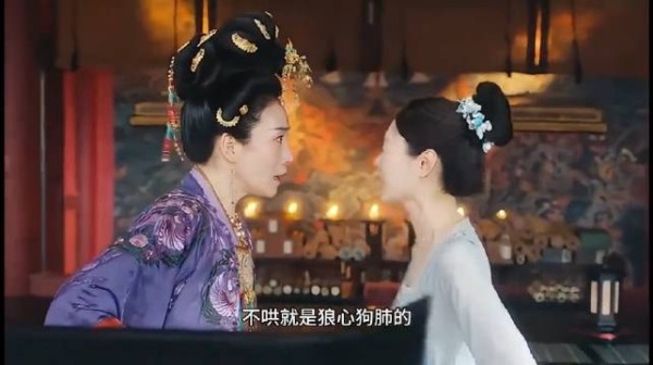 谁承想闺蜜竟是自己儿媳妇!两人直接互怼起来,《颜心记》这段也太好笑了!