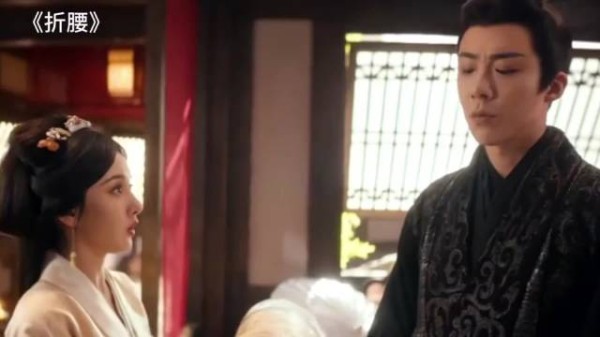 《折腰》小乔:只是呼吸 巍侯:手段了得~ 魏劭秒变暗爽哥