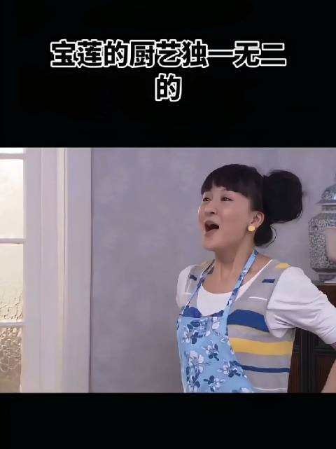 洪宝莲端出拿手好菜,品如哥哥和爸爸表情微妙
