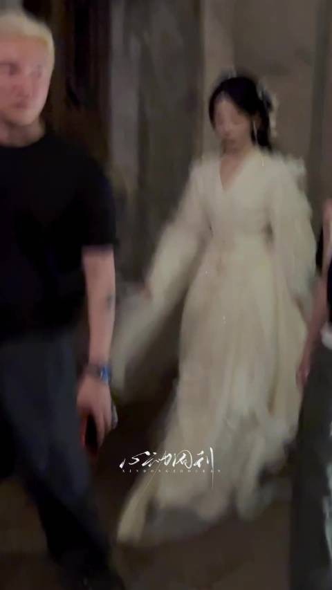 杨超越客串百妖谱 好美的花妖