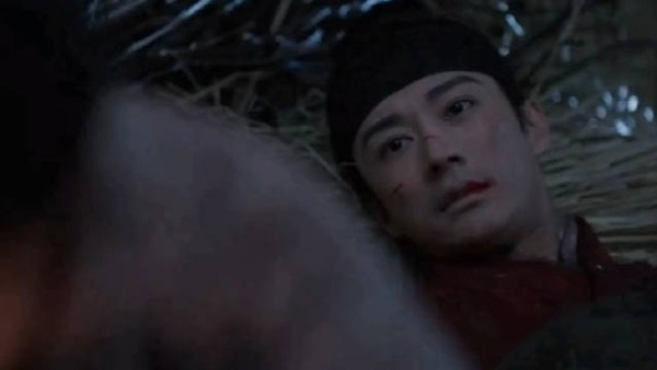 兰香救下重伤linda爷，烧掉谋反证据