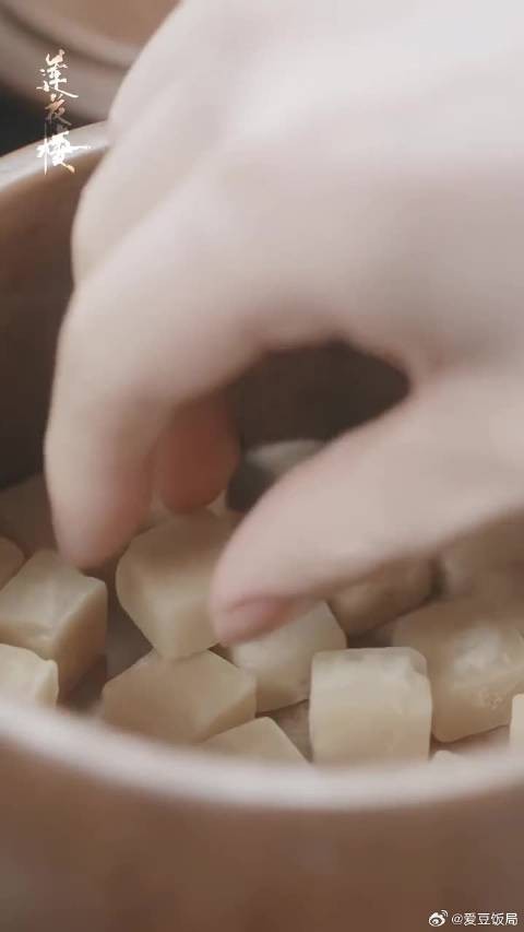送你一颗糖豆,最甜的那一种!