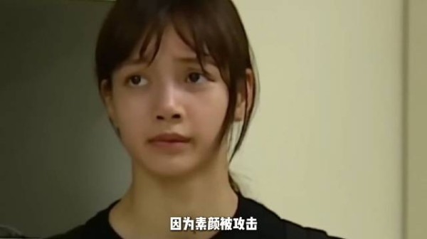 从泰国街边小女孩到如今的国际巨星，回顾Lisa出道的励志经历