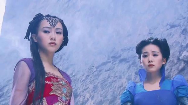 二选一,景天只会选雪见,因为他不是龙阳了…