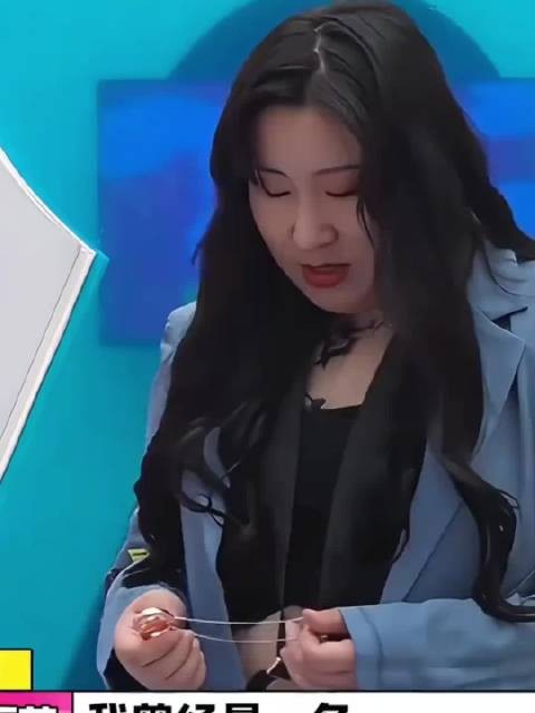 以为你是搞笑明星，没想到是歌手啊！