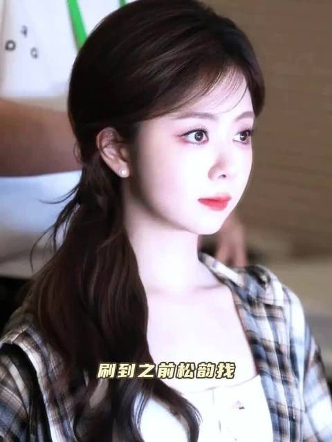 刘学义看向松韵眼里都是藏不住的喜欢!