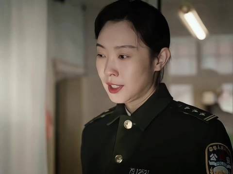 余红旧事：一开口像极了演小品 太喜欢看王佳佳演东北剧了 这小嘴叭叭的！