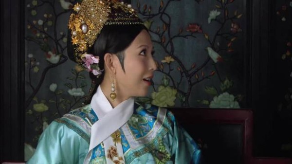 本宫赐福子予华妃,明为体恤,实藏机锋,后宫如棋局,这一步,本宫落得稳