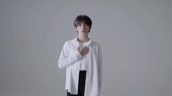 苏新皓翻唱《黄种人》,以青春之声致敬伟大祖国