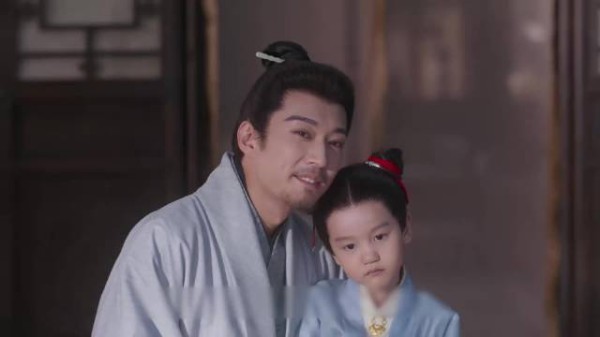 林锦岐34岁老来得女,女儿出生他先晕倒
