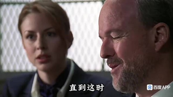 女律师法庭脱罪,刚走出即遭谋杀罪逮捕