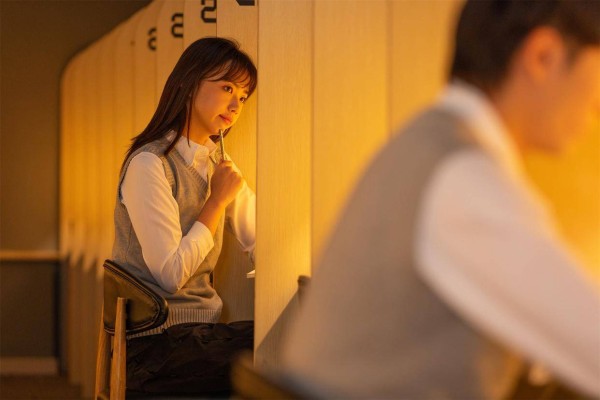 他让你帮他挑领带,说明他想让你参与他的生活