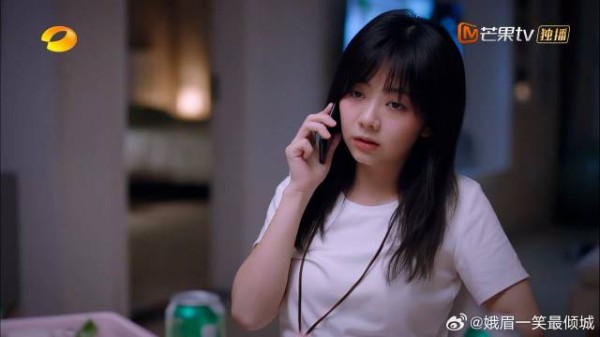 凌霄电话突然响起,李尖尖直接接通,听小橙子话沉默