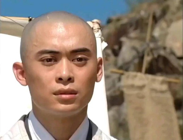 华山论剑就是个笑话，真正的高手都看不上，王重阳勉强能排第七