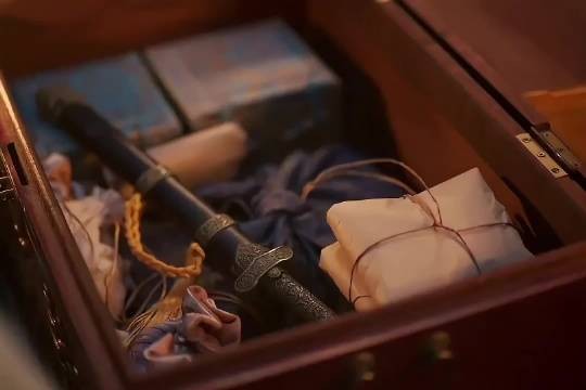 我被兰香的圆满狠狠的戳中了,兰香半生颠沛流离,受尽委屈磨难…