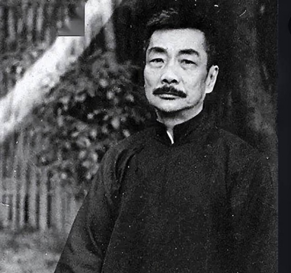 胡适被鲁迅骂了10年,为何却从不还口?胡适晚年:鲁迅是我们的人