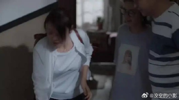 王胜男前脚刚走,父女俩就在家称霸,简直是要反了天了