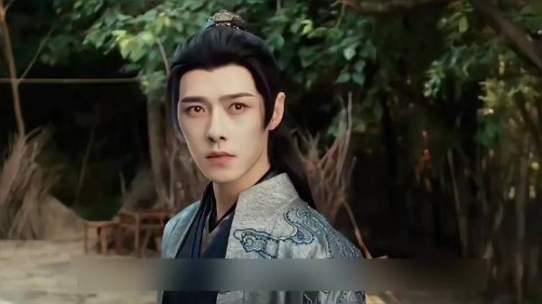 黎斯只是用一个风筝试探,就猜测出蒙锐身份