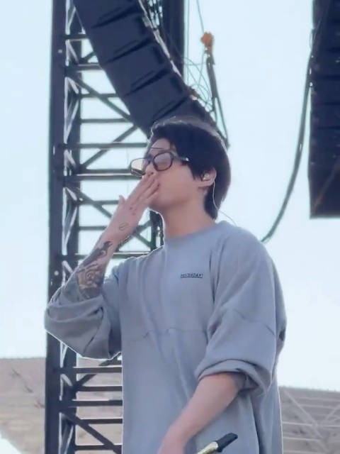 飞吻 ‪261009 BTS世巡 秘鲁利马演唱会Day2‬ ‪