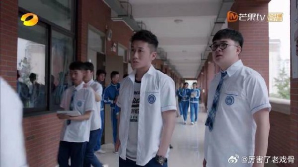 学霸空床落灰 全宿舍被惩罚,江天昊十分无语