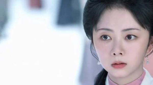 兰香因为帮了赵星棠险些被大爷的人抓到！