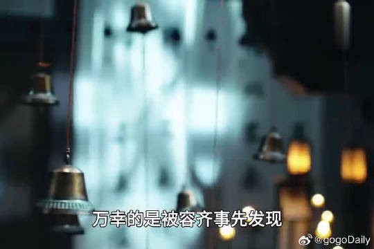 皇上为了救下心爱之人,甘愿牺牲自己的性命来对抗母亲