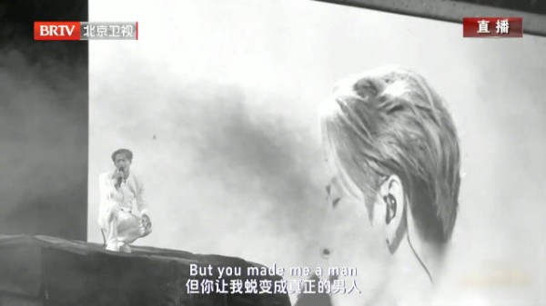 王嘉尔舞台魅力