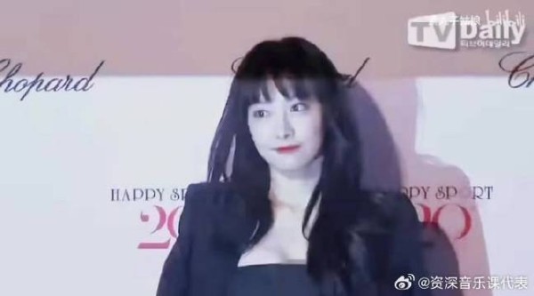 她超美的,考古idol时期的活动之疯狂闪光灯