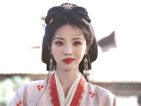 嫁金钗为田曦薇庆生 跨剧组奶茶应援兼顾两部作品