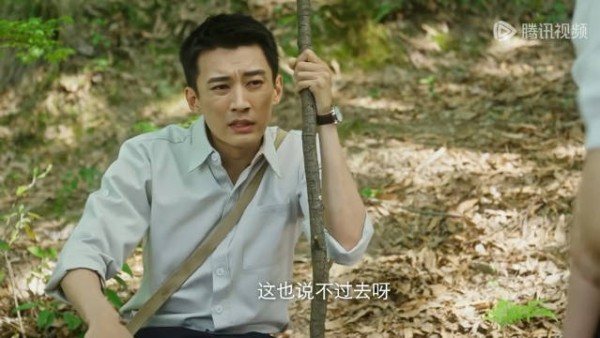 刘学义爬山,终于现原形了,不止一点点搞笑
