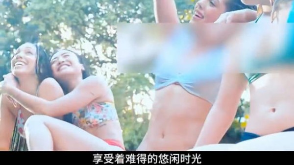 女孩们野外探险遭遇鲨鱼