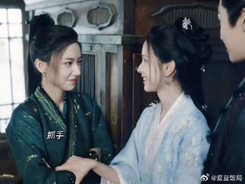 谁才是一对,导演一开始就告诉我们了不是吗