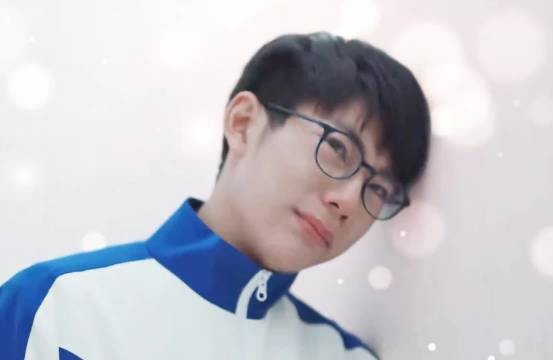 林磊儿:我保证我的表哥是天使