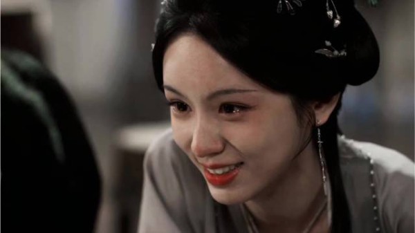 周也新剧演恶女阴湿女鬼味拉满